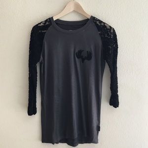 Girls with Guns | Raglan Style Shirt with Lace